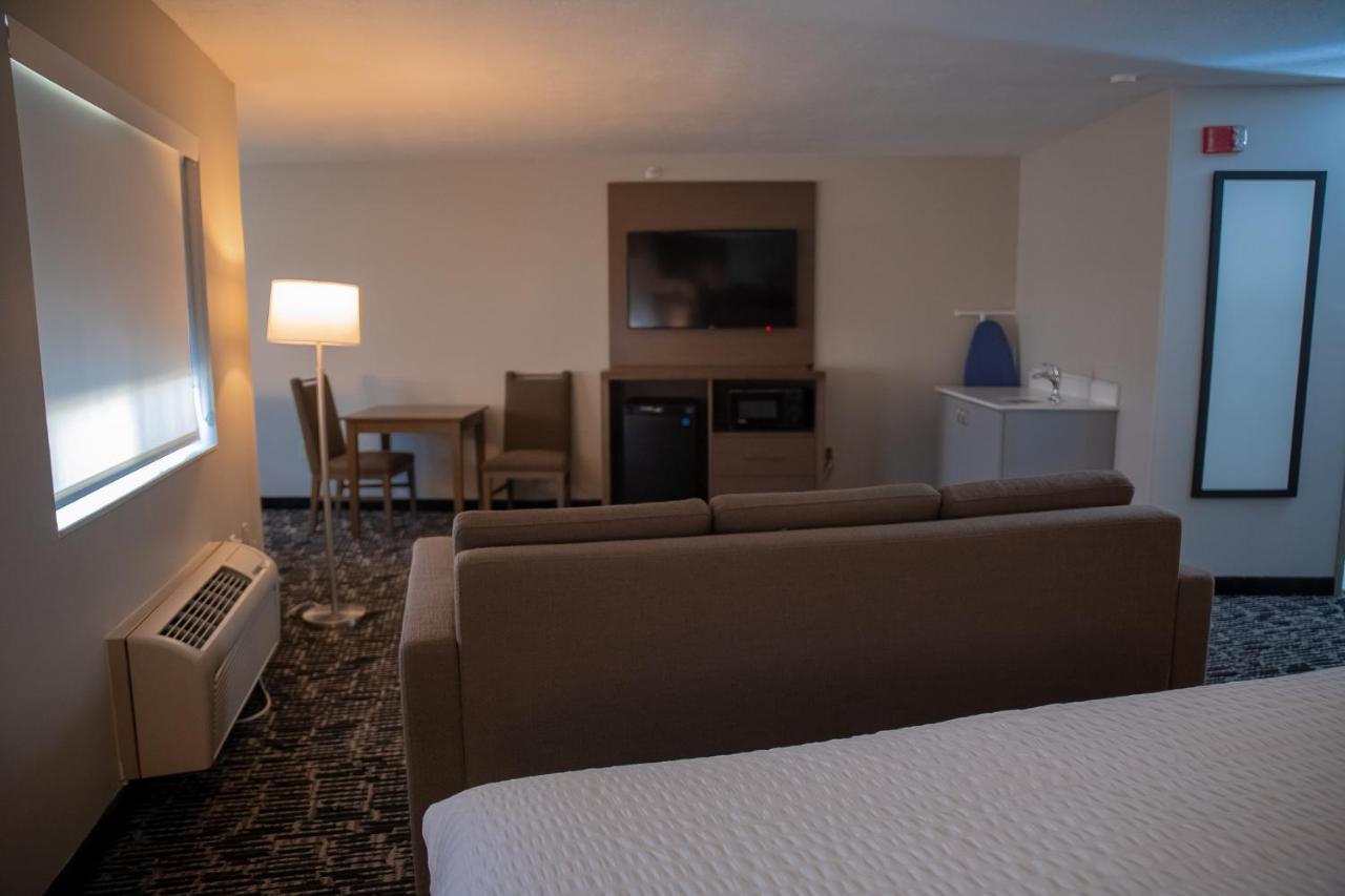 Hotel Clarion Pointe Indianapolis Airport Plainfield Zewnętrze zdjęcie